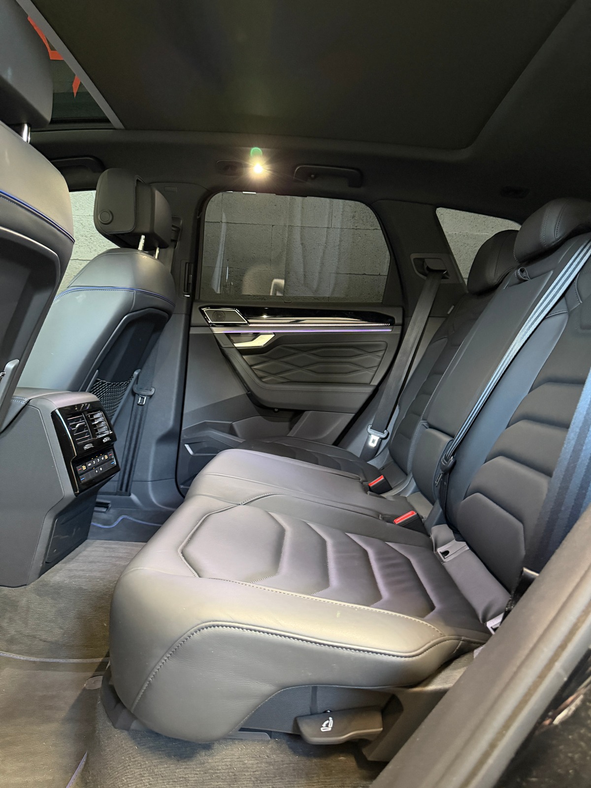 Volkswagen Touareg R eHybrid 462 ch 4Motion 1ère Main