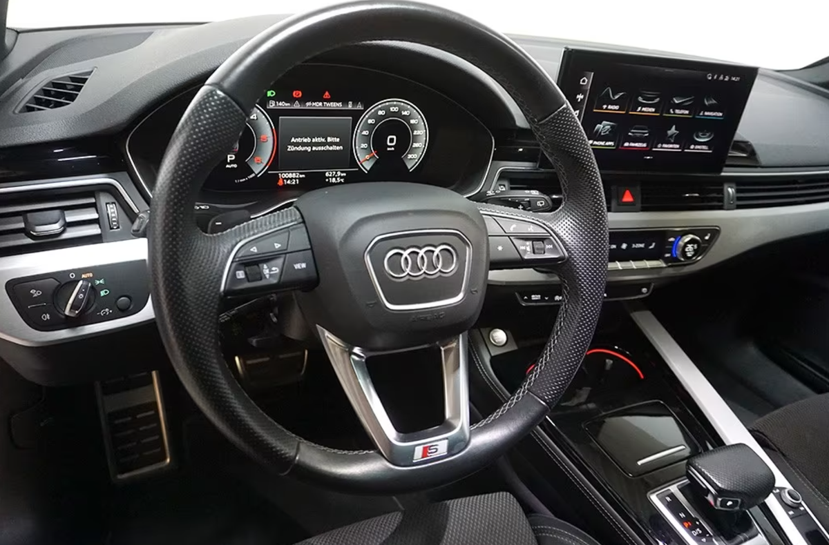 Audi A4 Avant V 35 TDI 163ch S line S tronic 7/Toit ouvrant/Matrix/Caméra