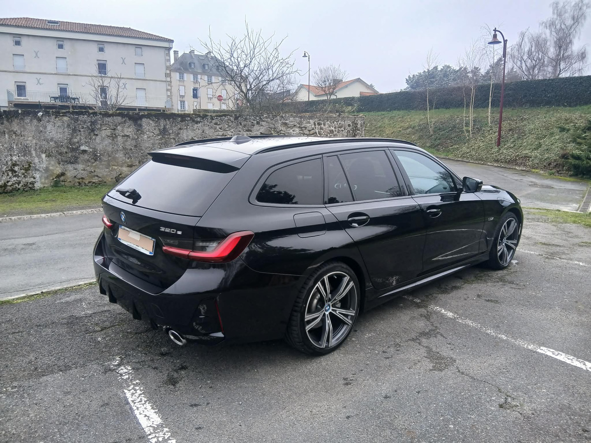 Bmw 320e touring xdrive 204 ch | M SPORT | XDRIVE | Attelage | Caméra de recul | Eclairage ambiance