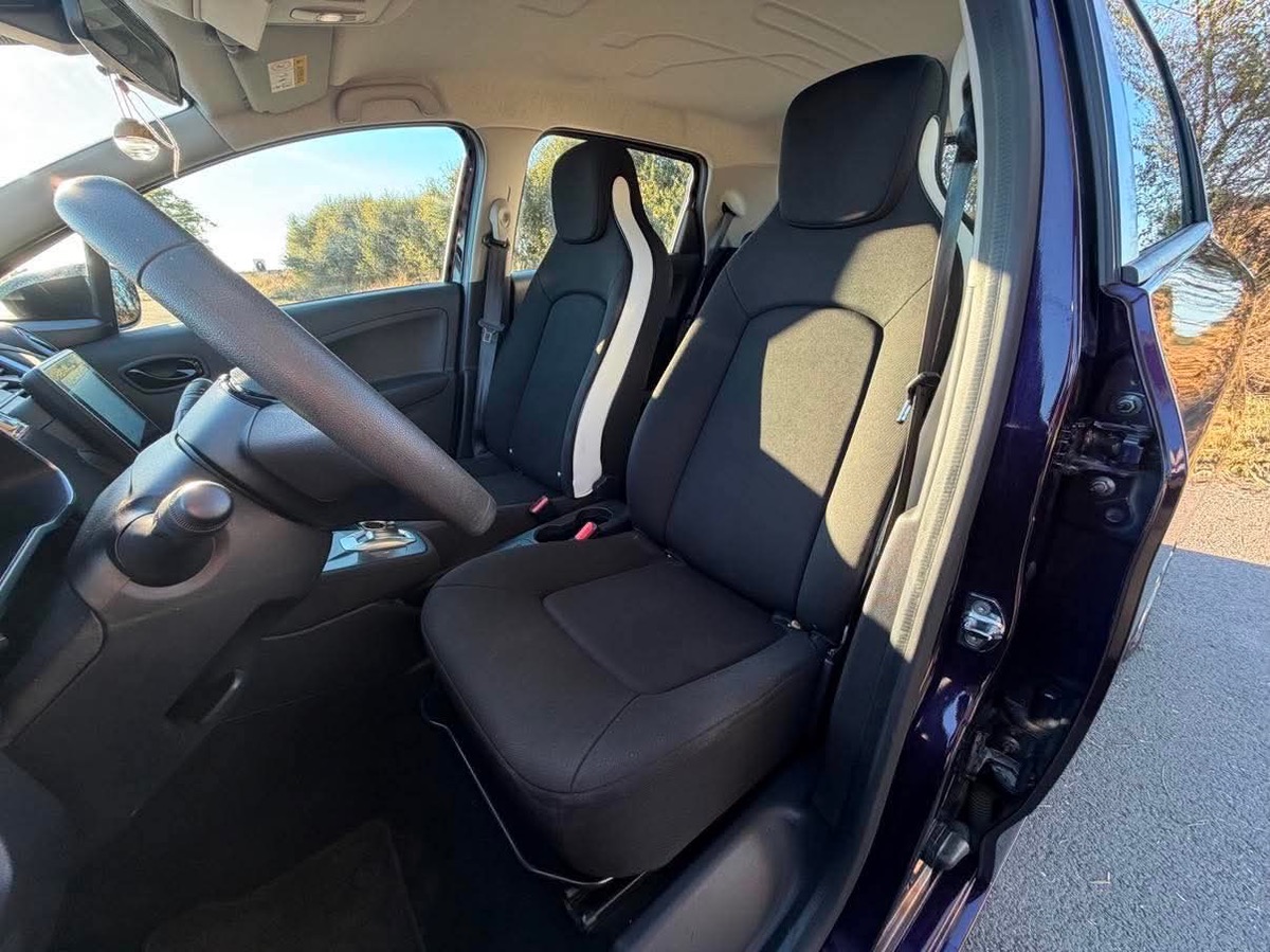 RENAULT Zoe R110 - 52khw - SOH 95% - ENTRETIEN RENAULT