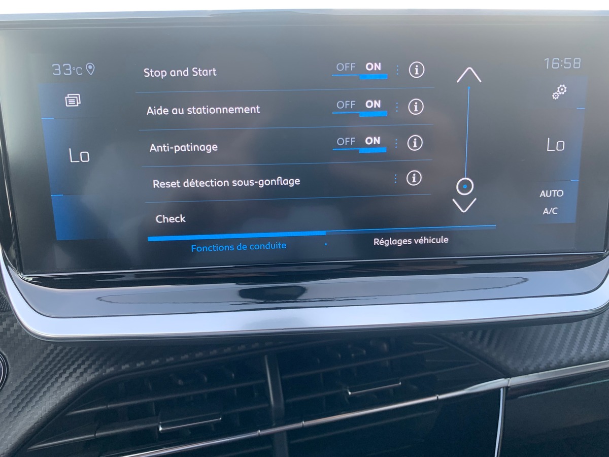 Peugeot 208 100 chevaux | GT | Apple car Play Android Auto | Caméra de recul | Régulateur vitesse