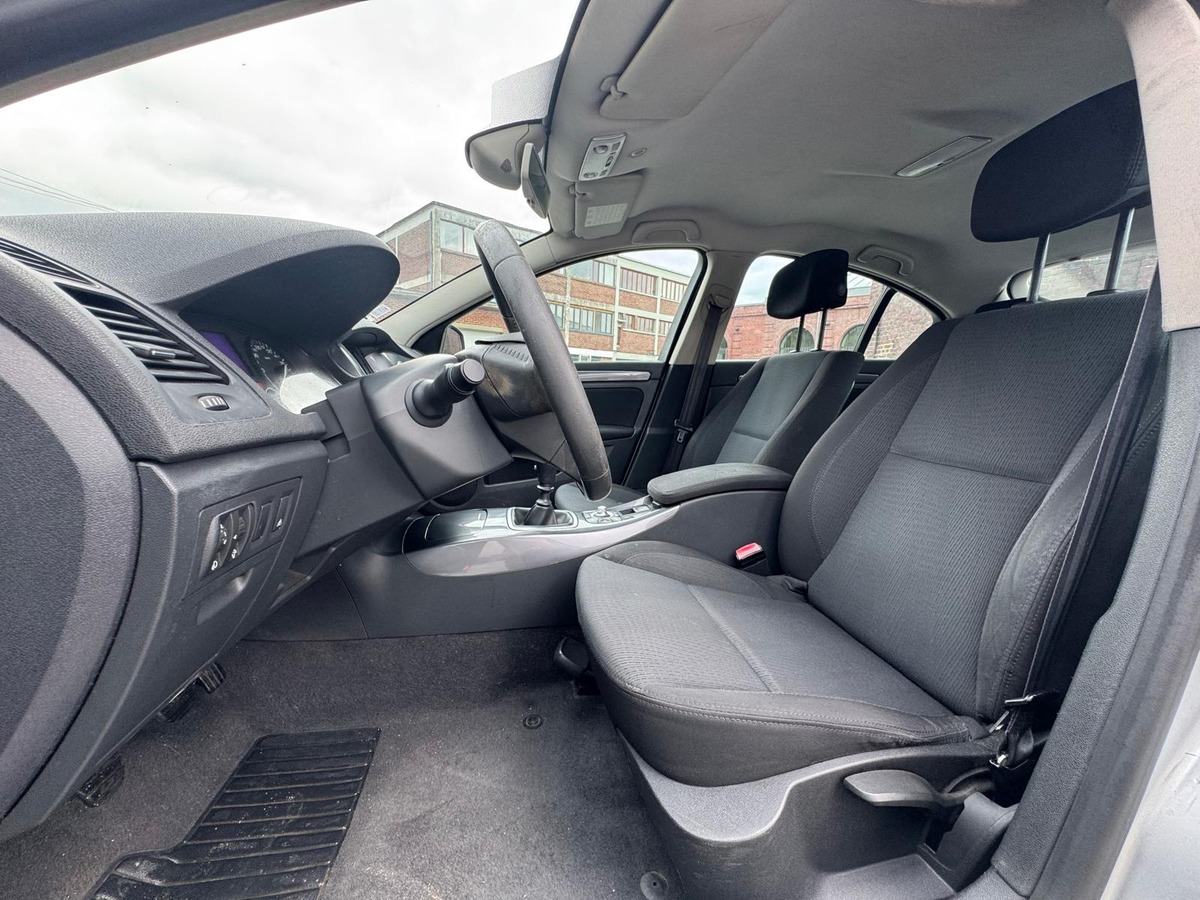 RENAULT Laguna III 1.5 dCi Black Edition - Révisée - Garantie