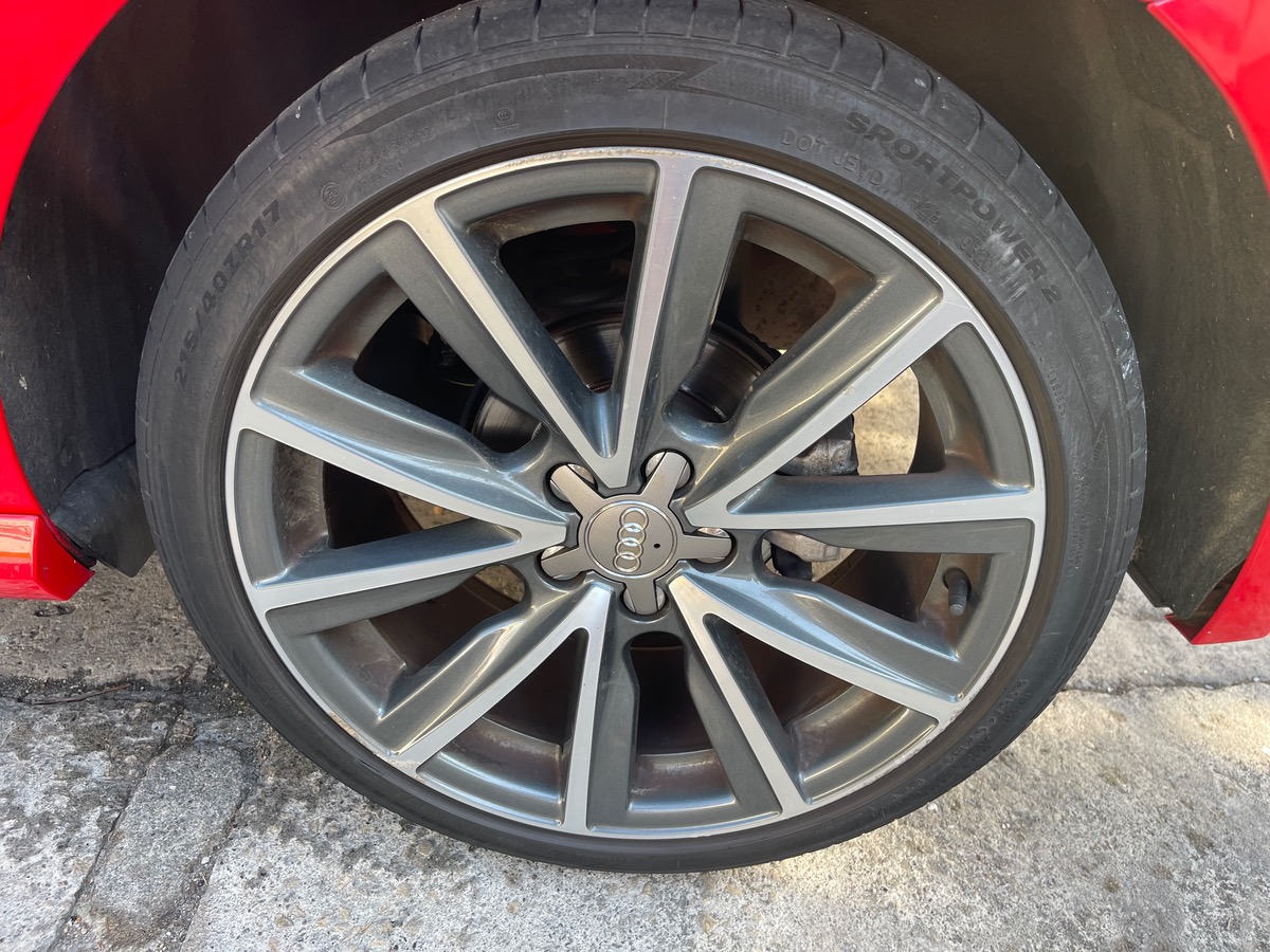 Audi A1 1.4 TDI 90 CV / Phase 2 / S Line / Embrayage Neuf / Jantes S Line
