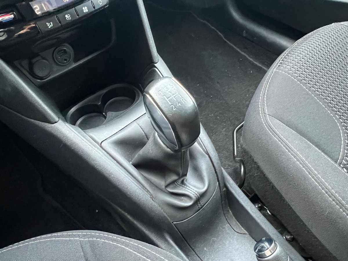 Peugeot 208 Phase 2 Allure 1.2 Puretech 110
