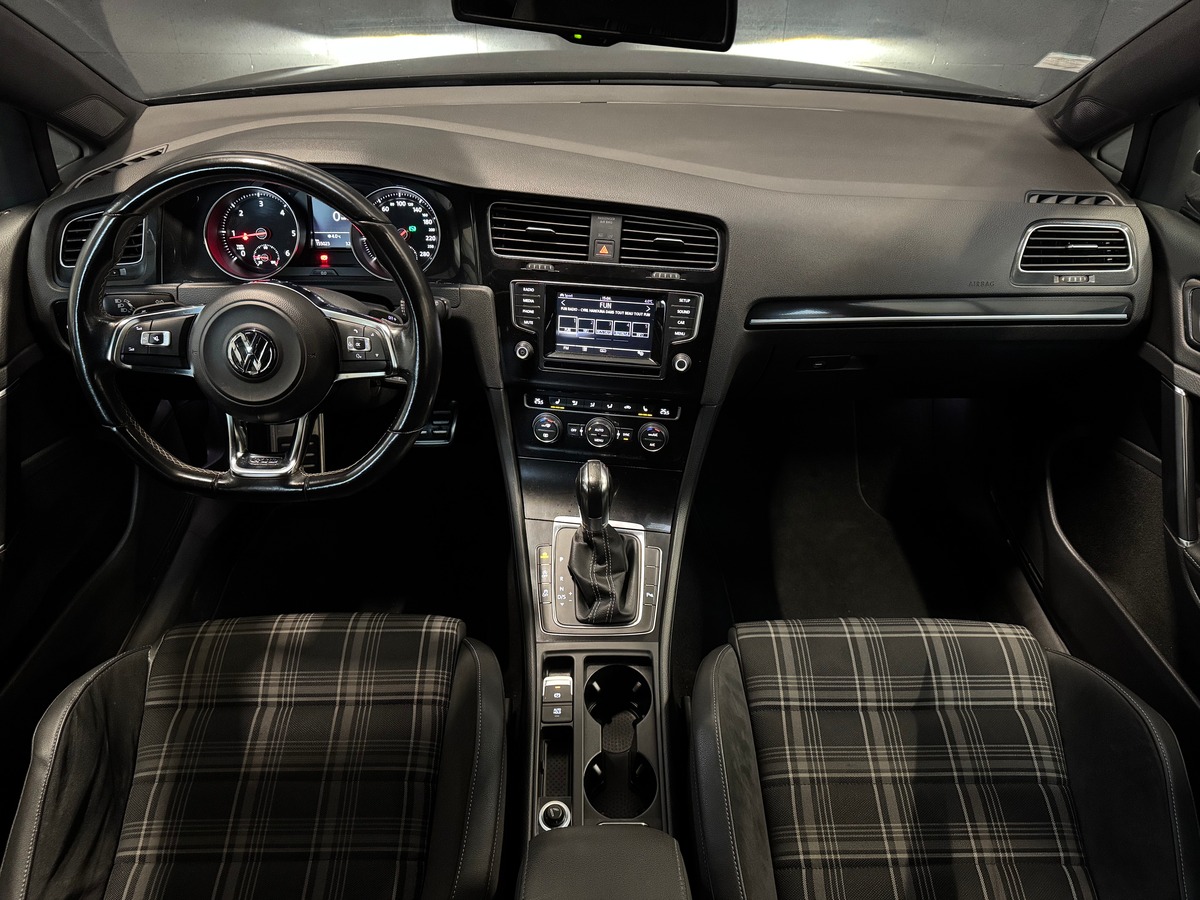 Volkswagen Golf VII GTD 2.0 TDI 184 DSG6