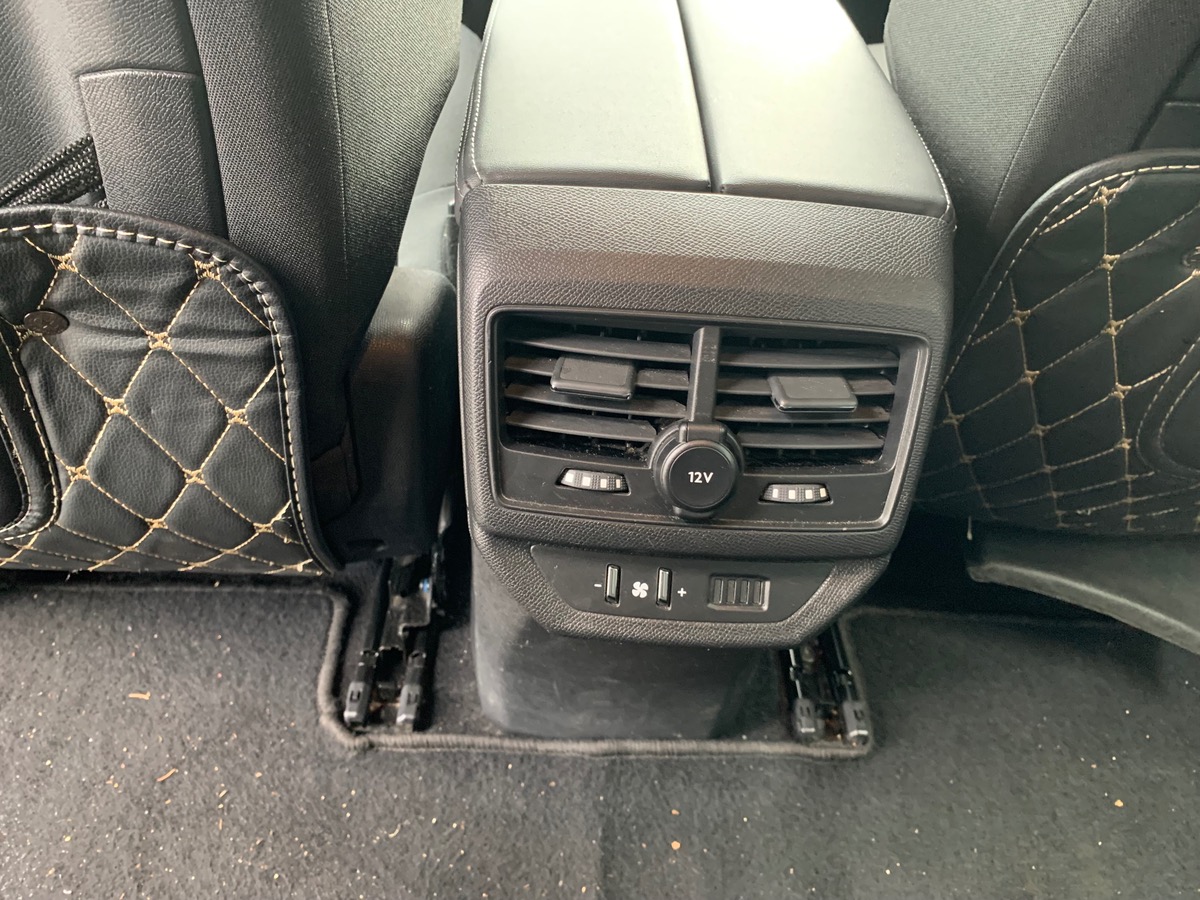 Peugeot 5008 130 ch | 7 Places | Active Pack