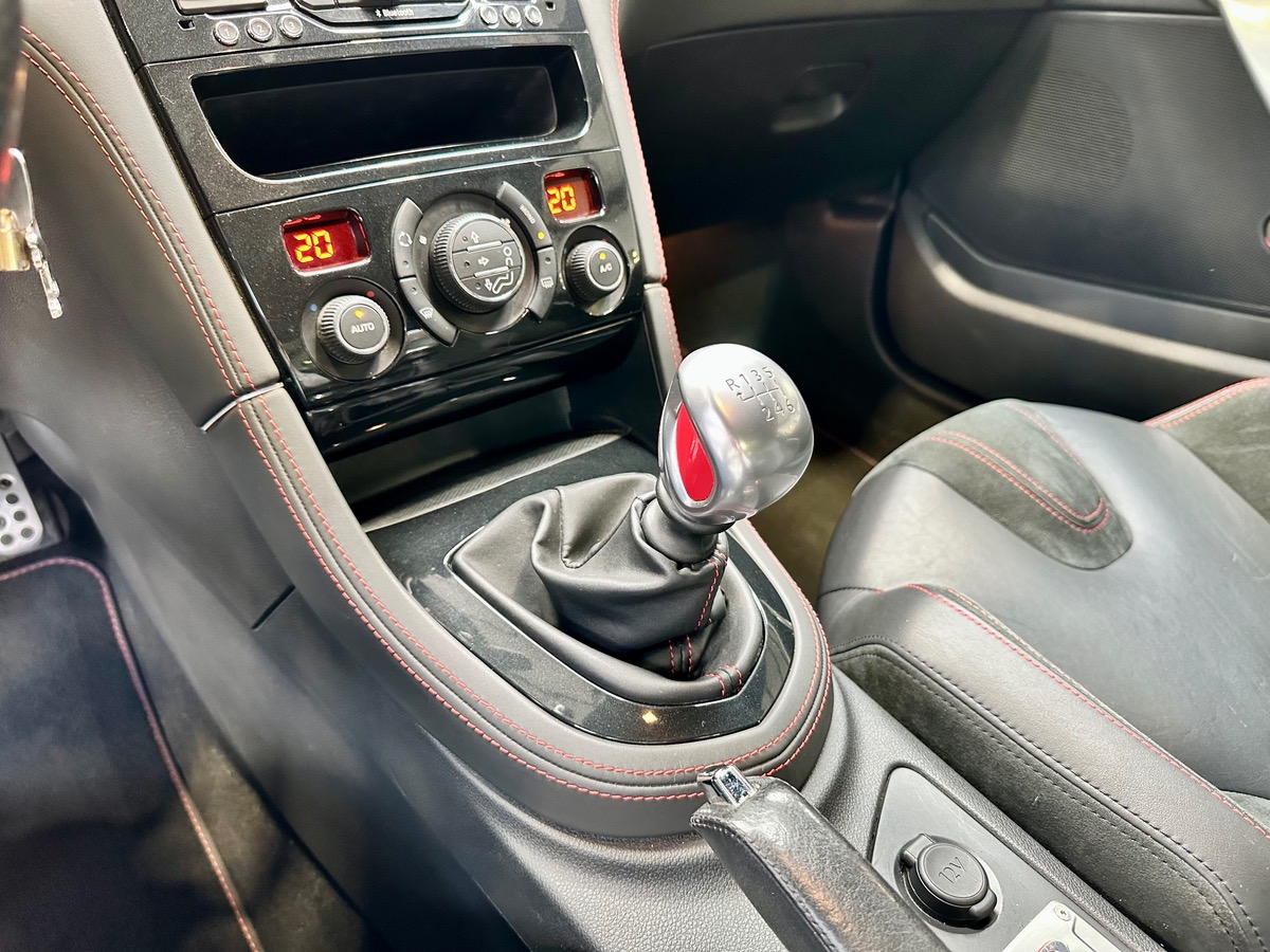 Peugeot RCZ R (2) 1.6 THP 270 h