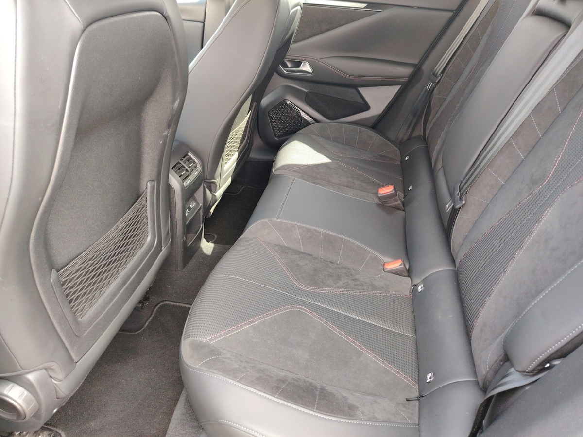 Citroën DS4 bleuehdi 130 performance line + eat8 ( 5500 € d options )