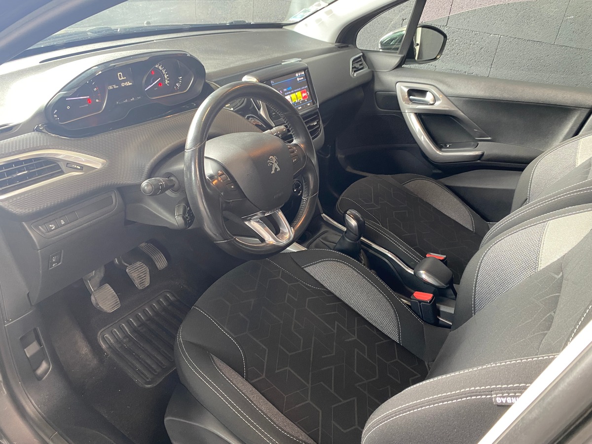 Peugeot 2008 (2) 1.6 BLUEHDI 100 STYLE