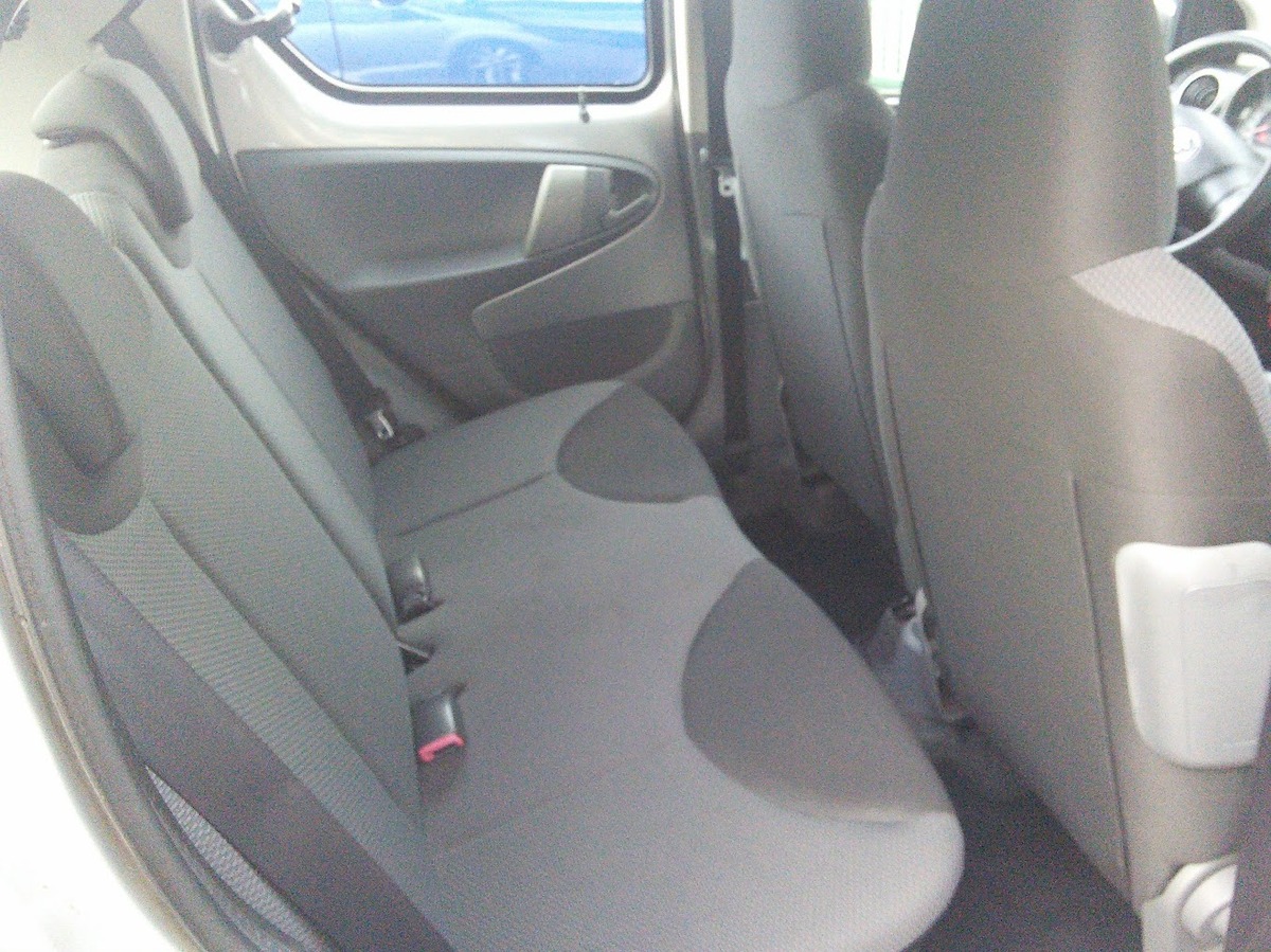 Toyota Aygo 1.0 68CV Confort CLIM - 5 portes