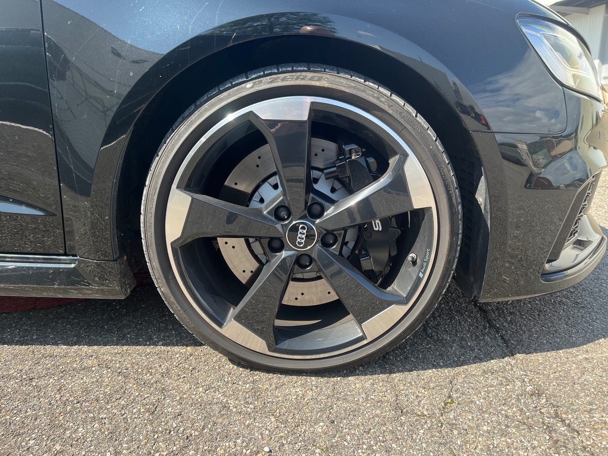 Audi RS3 SPORTBACK 2.5 TFSI 400 QUATTRO S TRONIC, Suivi complet, Toit panoramique, Matrix LED, B&O