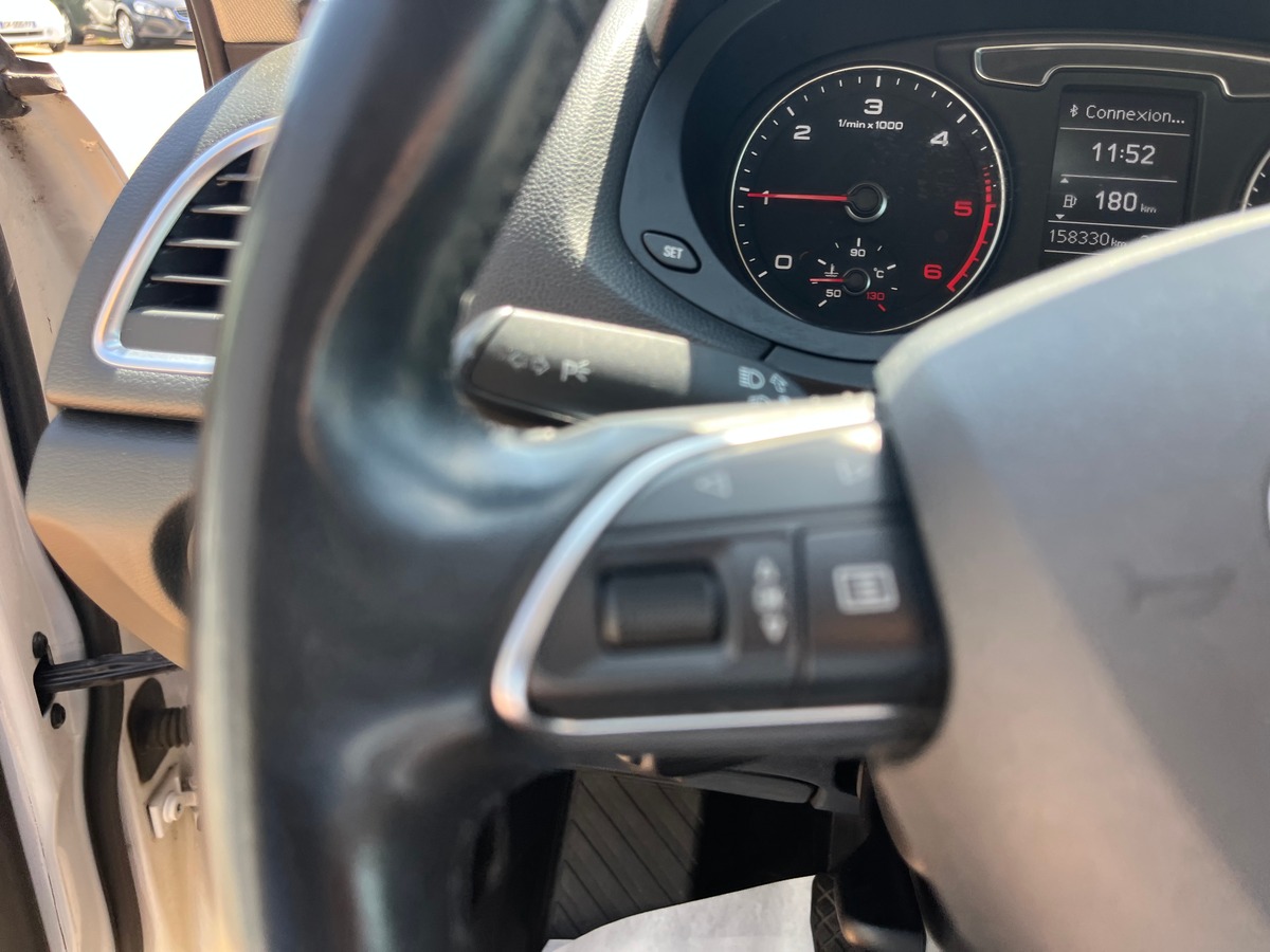 Audi Q3 phase 2 2.0 TDI 120 CH S LINE