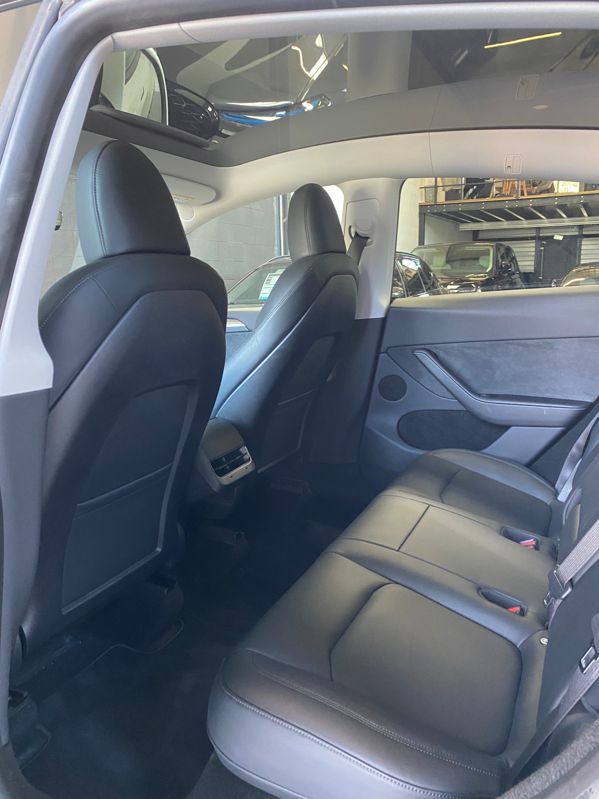 Tesla Model Y GRANDE AUTONOMIE 299