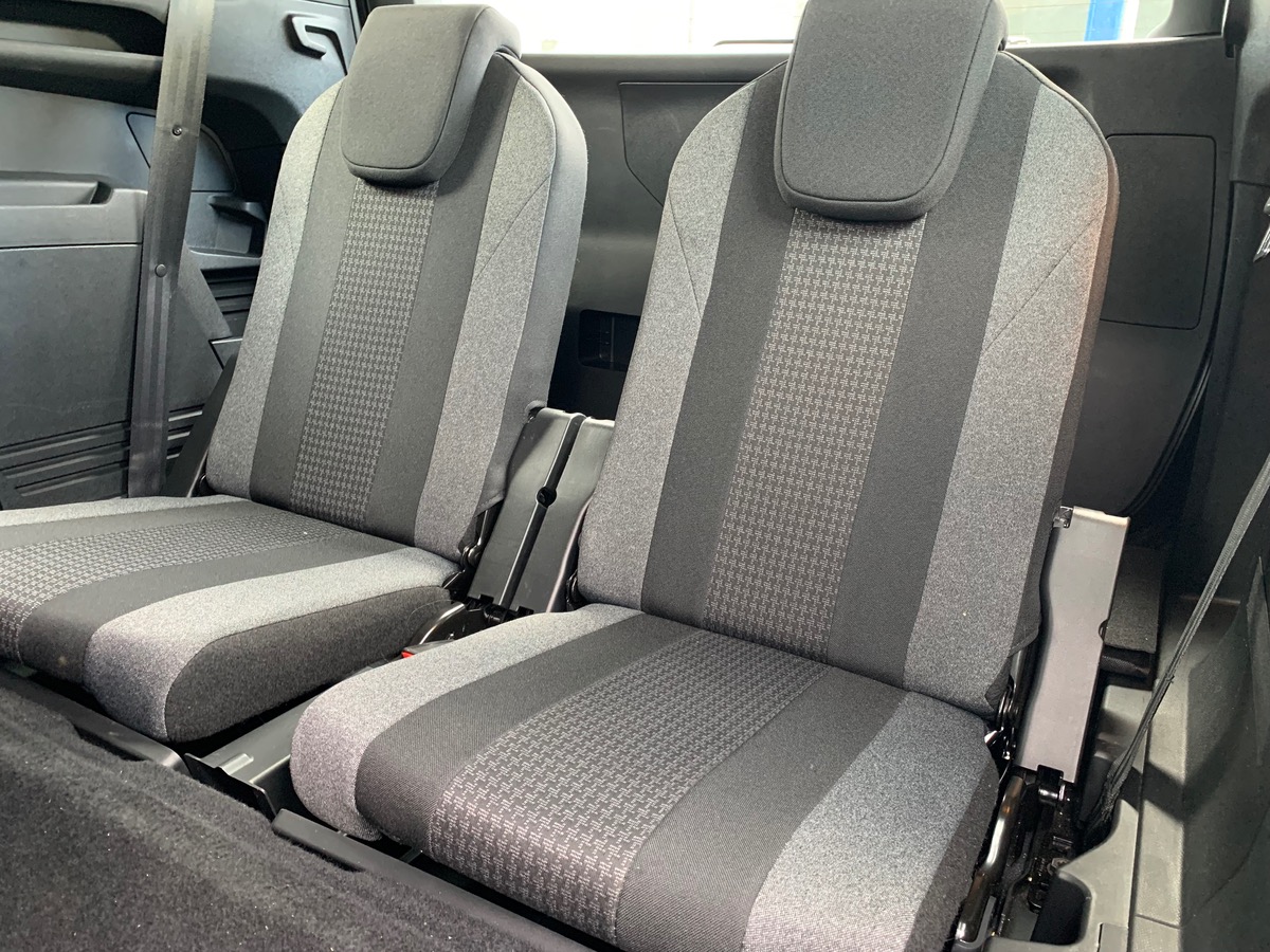 Peugeot 5008 130 ch | 7 Places | Active Pack