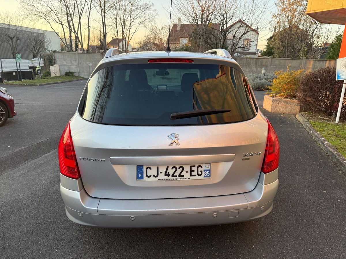 Peugeot 308 SW 1.6 e-HDI 115 CV active 7 places  crit2