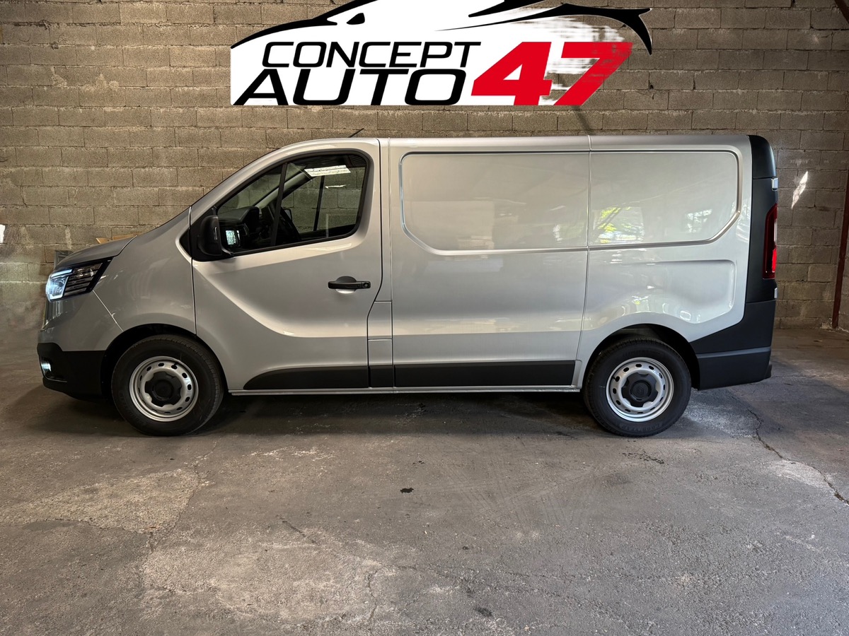 RENAULT Trafic L1H1 ADVANCED 3T Blue dci 150