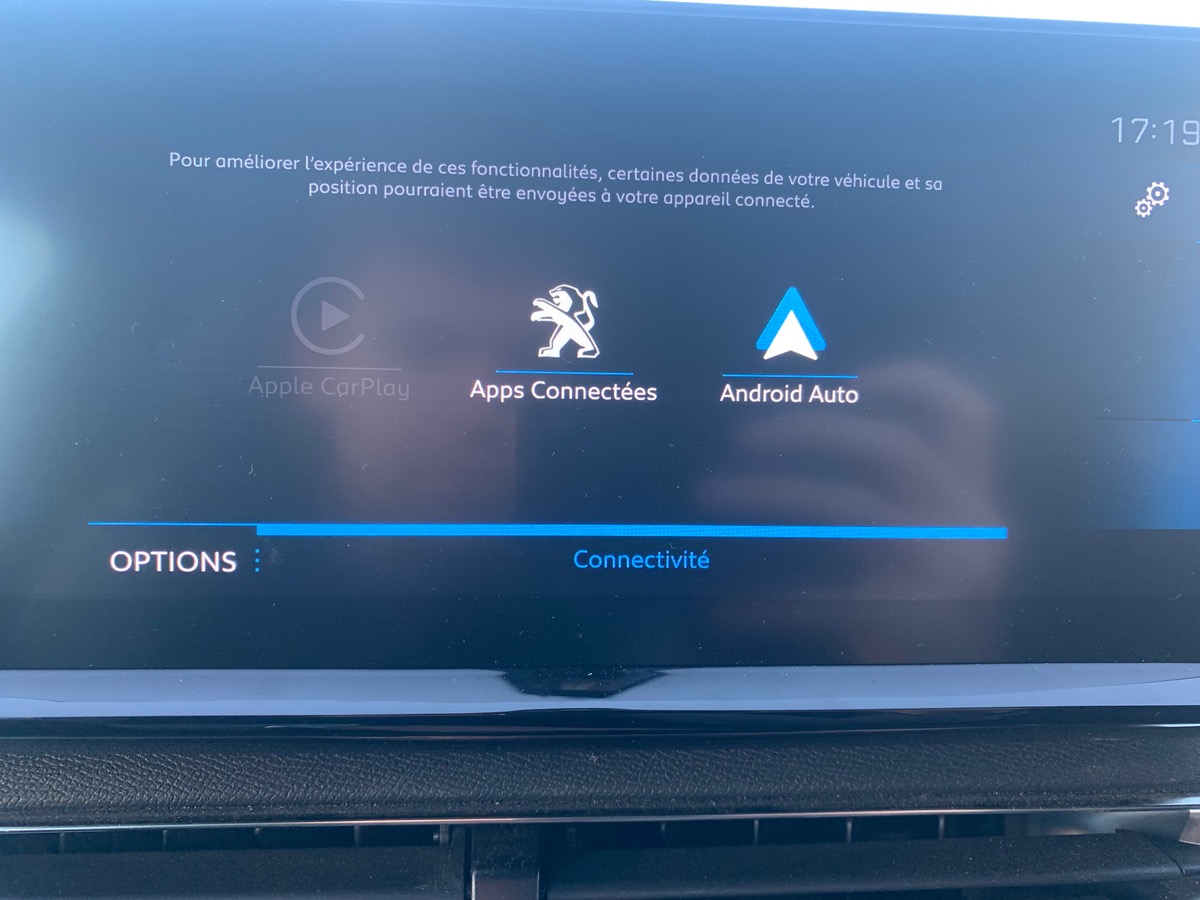 Peugeot 3008 130 ch | GT | Pack Alcantara | Pack City 2 | Hayon Motorisé avec accès Mains Libres