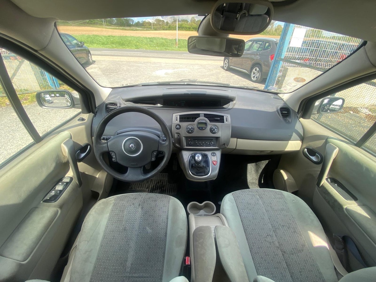 RENAULT Scenic II 1.9 DCI 130CV controle technique ok