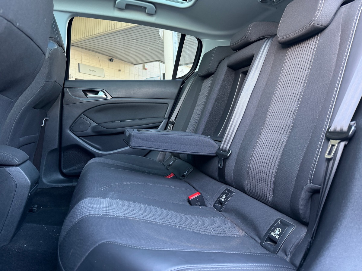 Peugeot 308 II Allure (T9) 1.2 BVM5 110 cv - Distribution OK