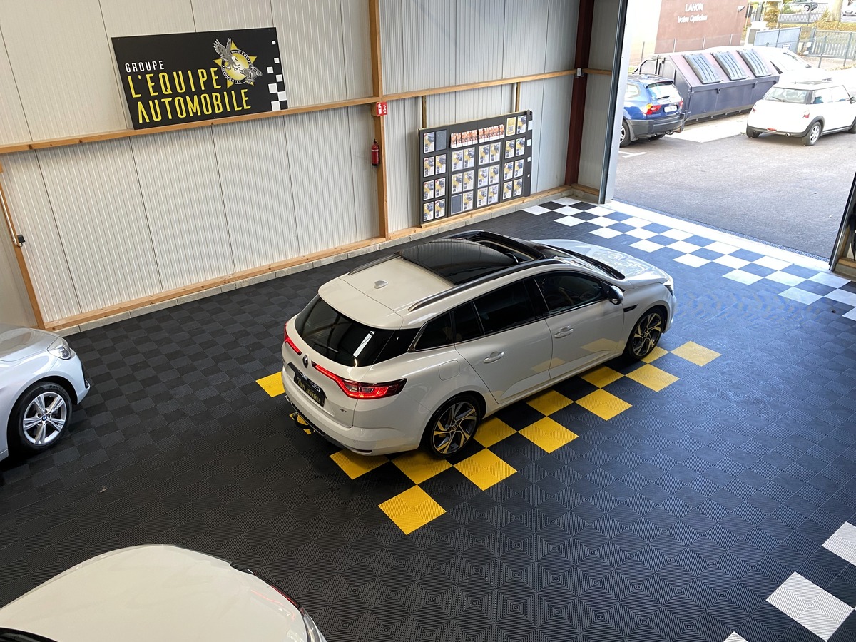 RENAULT Megane IV ESTATE 1.6 TCE 205 ENERGY GT EDC7