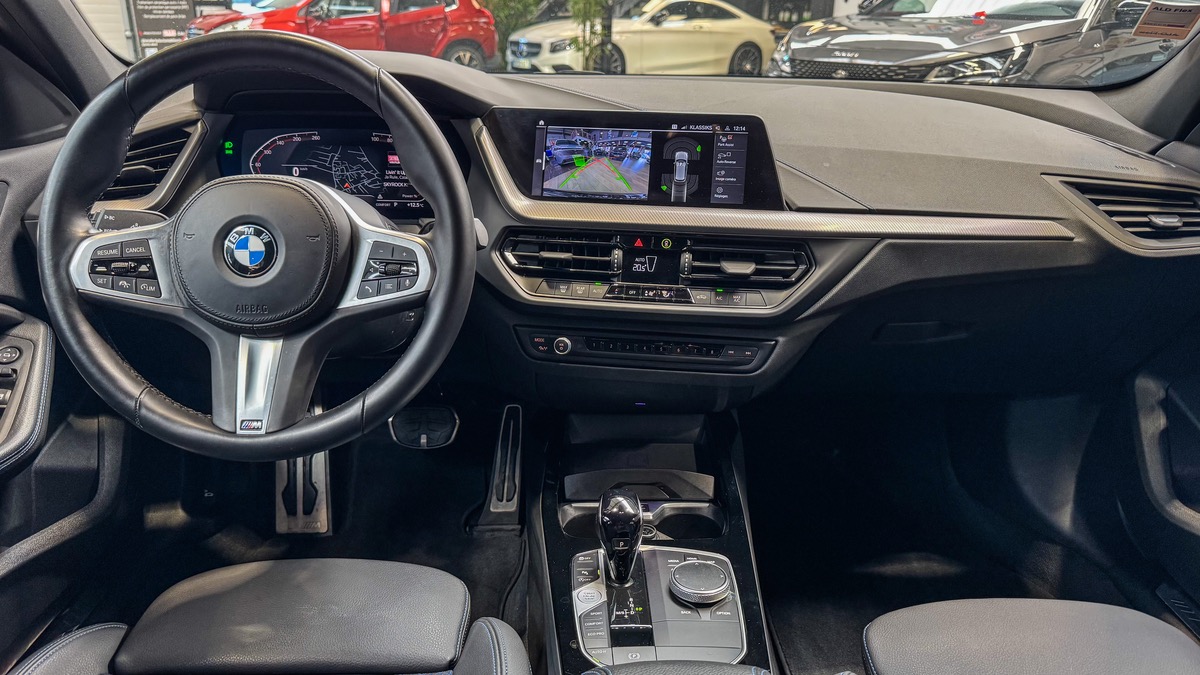 Bmw Série 1 118i 136 M SPORT / FRANCE / 1ERE MAIN FR / ENTRETIEN CONSTRUCTEUR A JOUR 