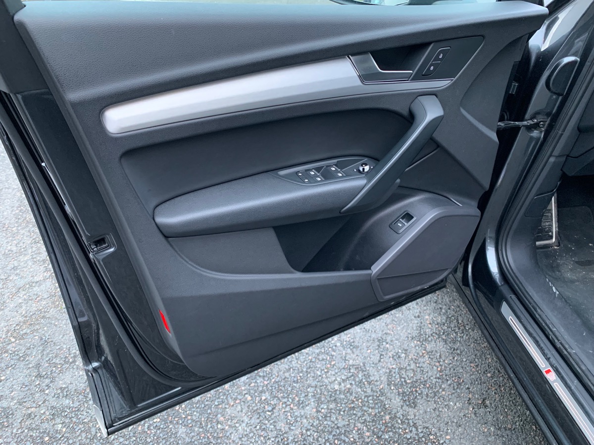 Audi Q5 190 ch | S-line | Virtual Cockpit | Caméra de recul | Coffre électrique | Attelage