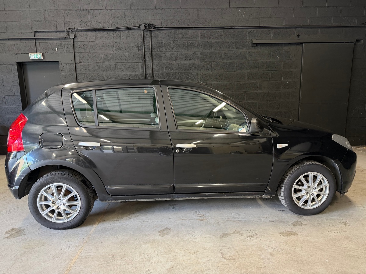 Dacia Sandero 1.5 dci 86CH / Kit distri ok / Climatisation