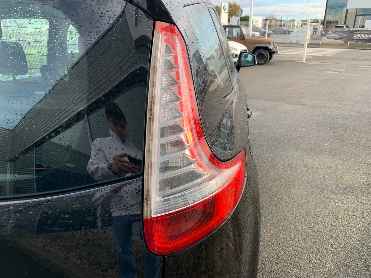 RENAULT Megane Scenic 130 ch | GRAND SCENIC | 7 Places | Business