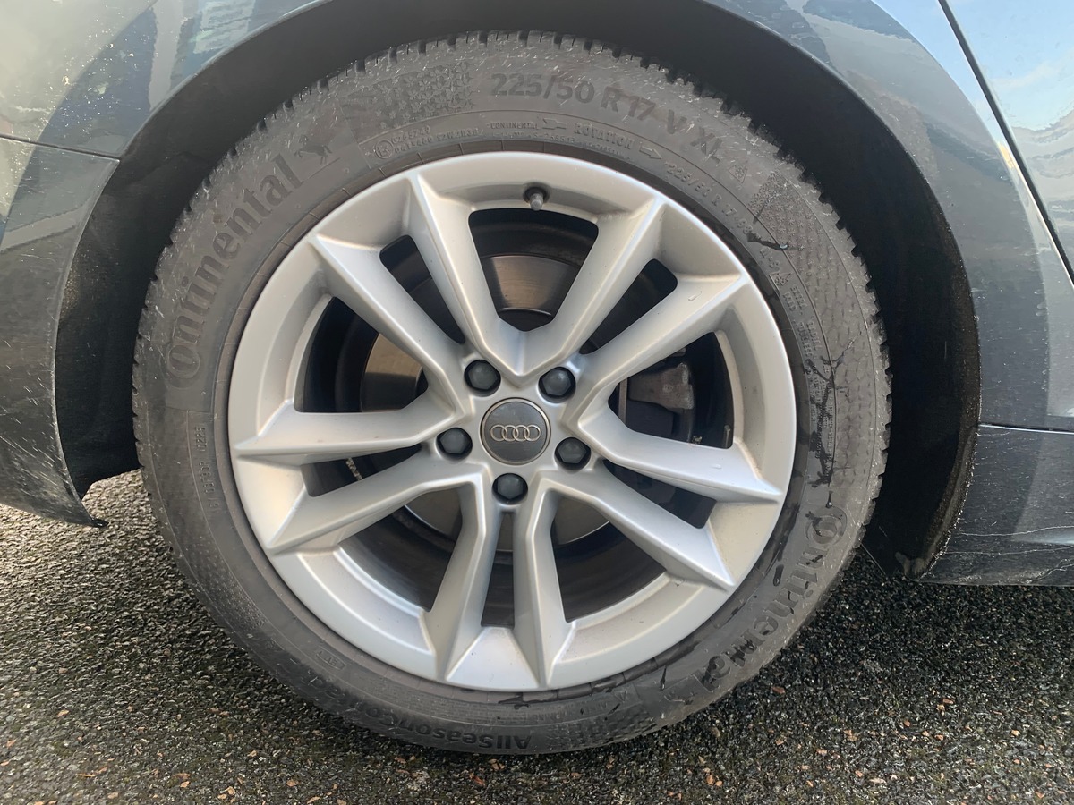 Audi A5 Sportback 190 ch | 2.0 40 | Business line | Régulateur vitesse | Radars avant arriére | GPS