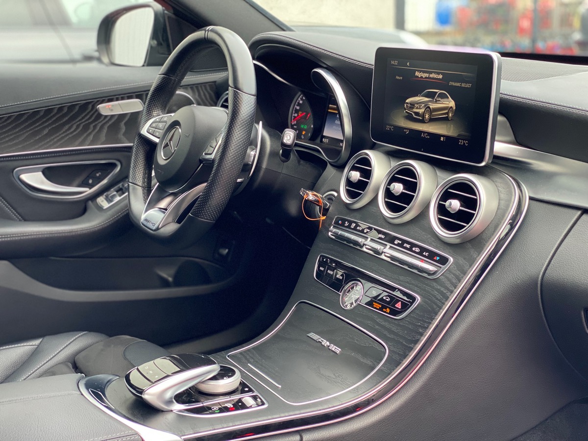 Mercedes-Benz Classe C 63 AMG 476CV V8 BI-TURBO m