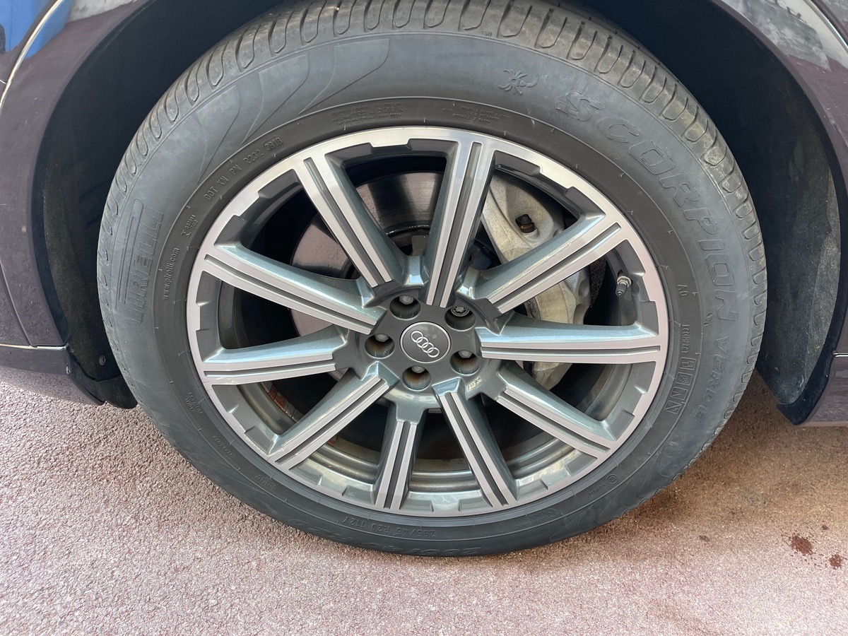Audi Q7 3.0 V6 TDI 272 CV Quattro S LINE + / Toit ouvrant / 7 PLaces /Attelage /
