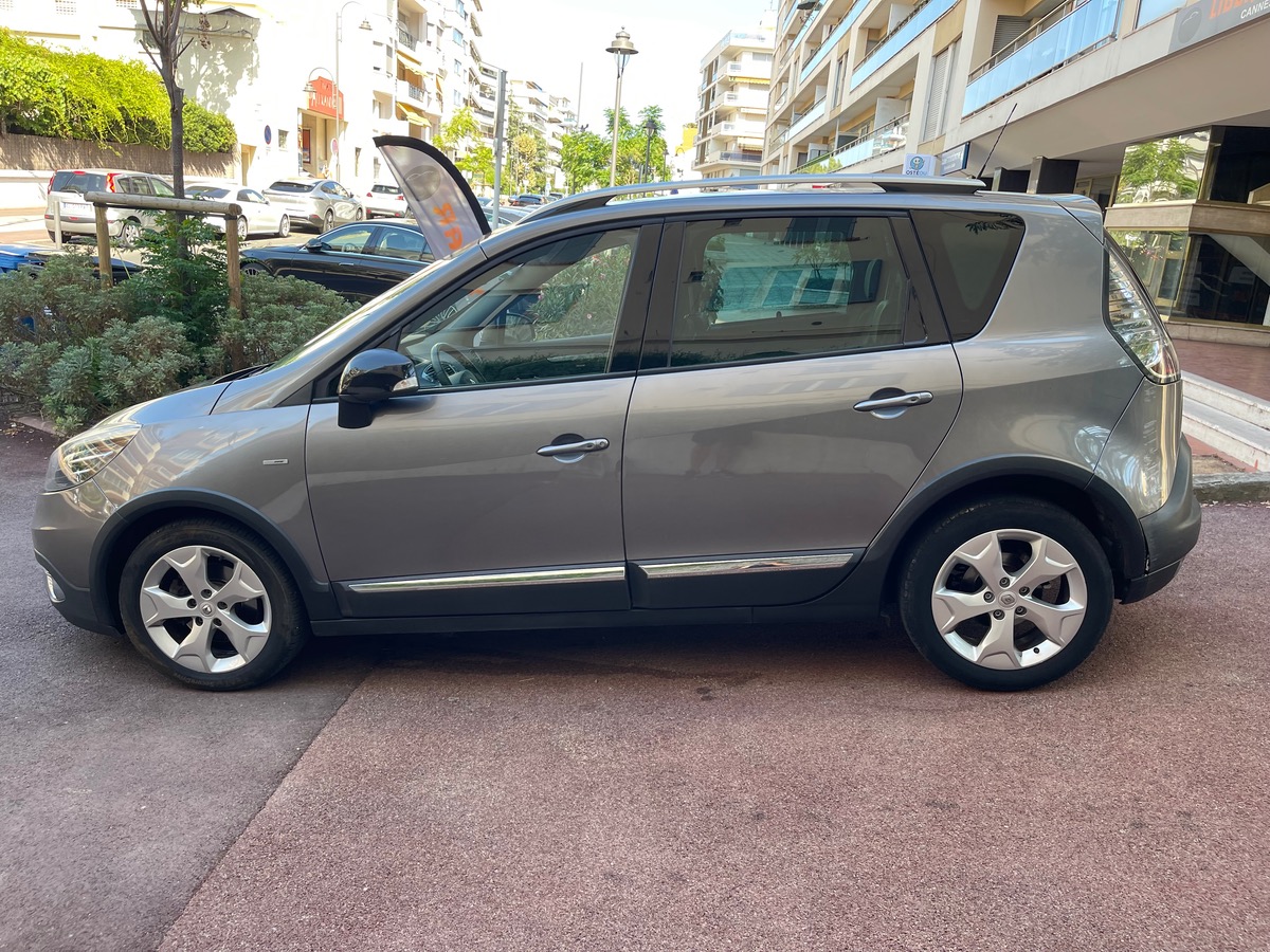 RENAULT Scenic 1.5 DCI 110 cv Phase 2  / XMOD  / Finition Bose / KM Reel / GPS