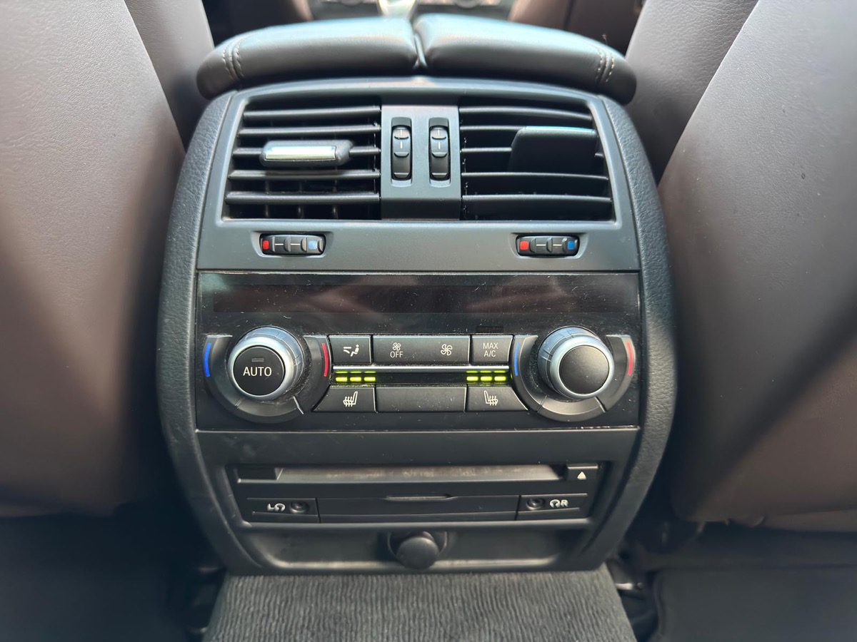 Bmw Série 5 M50dA Touring F11 381 ch BVA