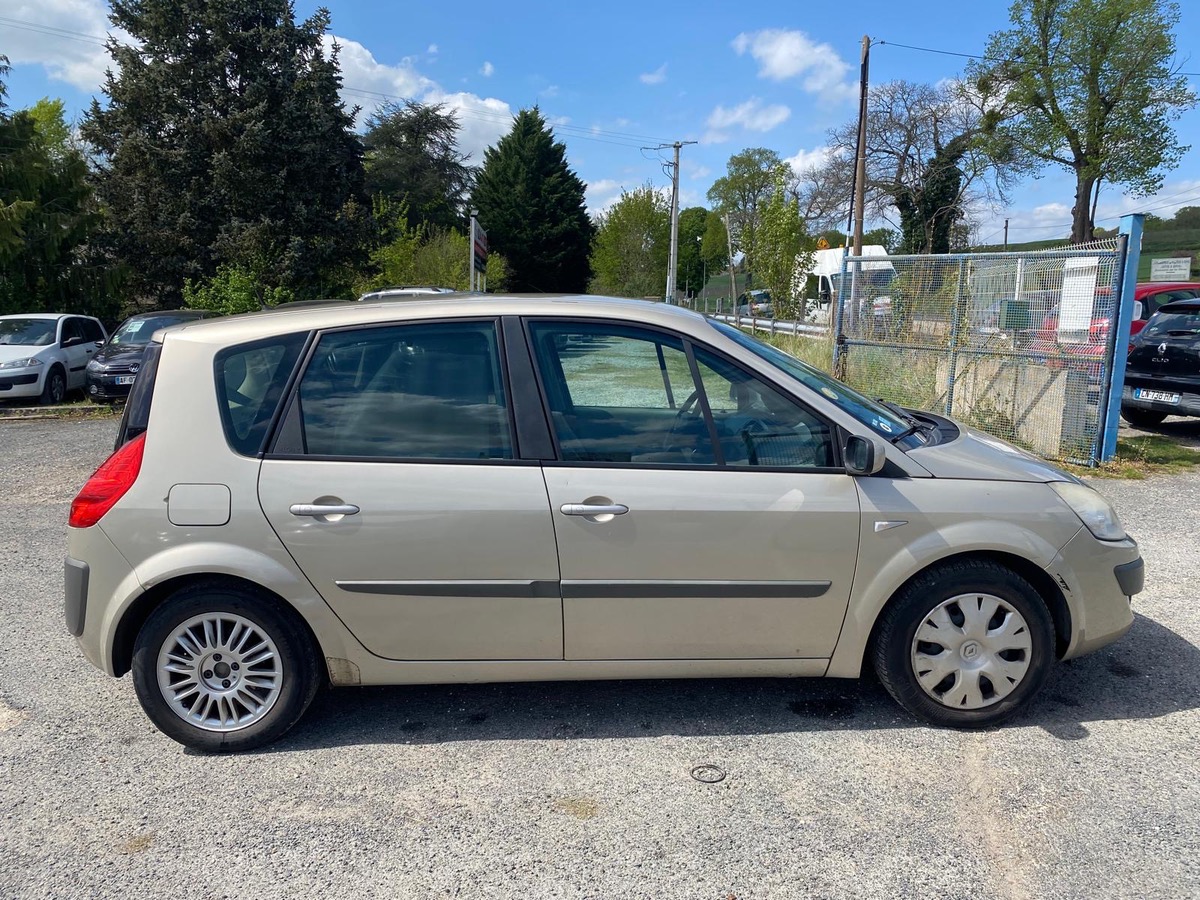 RENAULT Scenic II 1.9 DCI 130CV controle technique ok