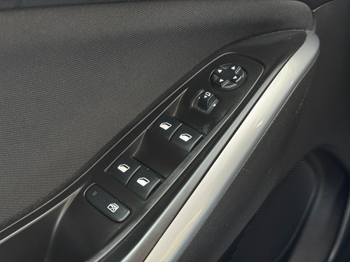 Opel Grandland X 1.5 CDTI EAT8 130 cv - Boîte auto - Apple Carplay / Androide Auto