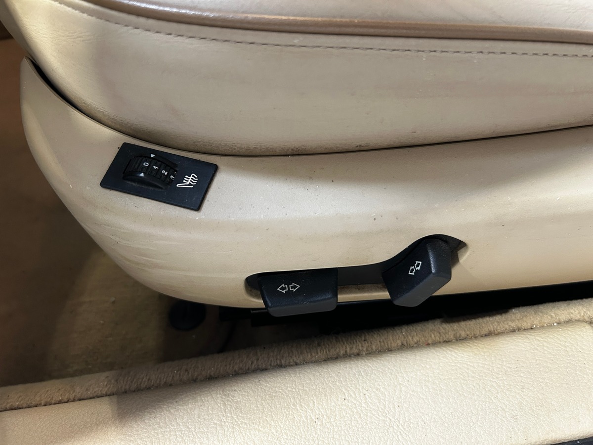 Peugeot 607 Phase 2 2.0 HDi 16V FAP 136cv / Pack JBL