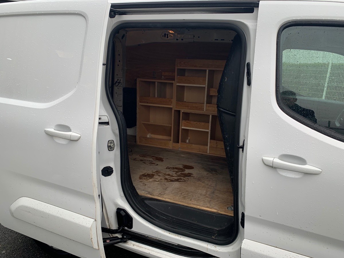 Peugeot Partner 100 ch | PREMIUM | Régulateur de vitesse | Radar de recul | Climatisation | 3 places