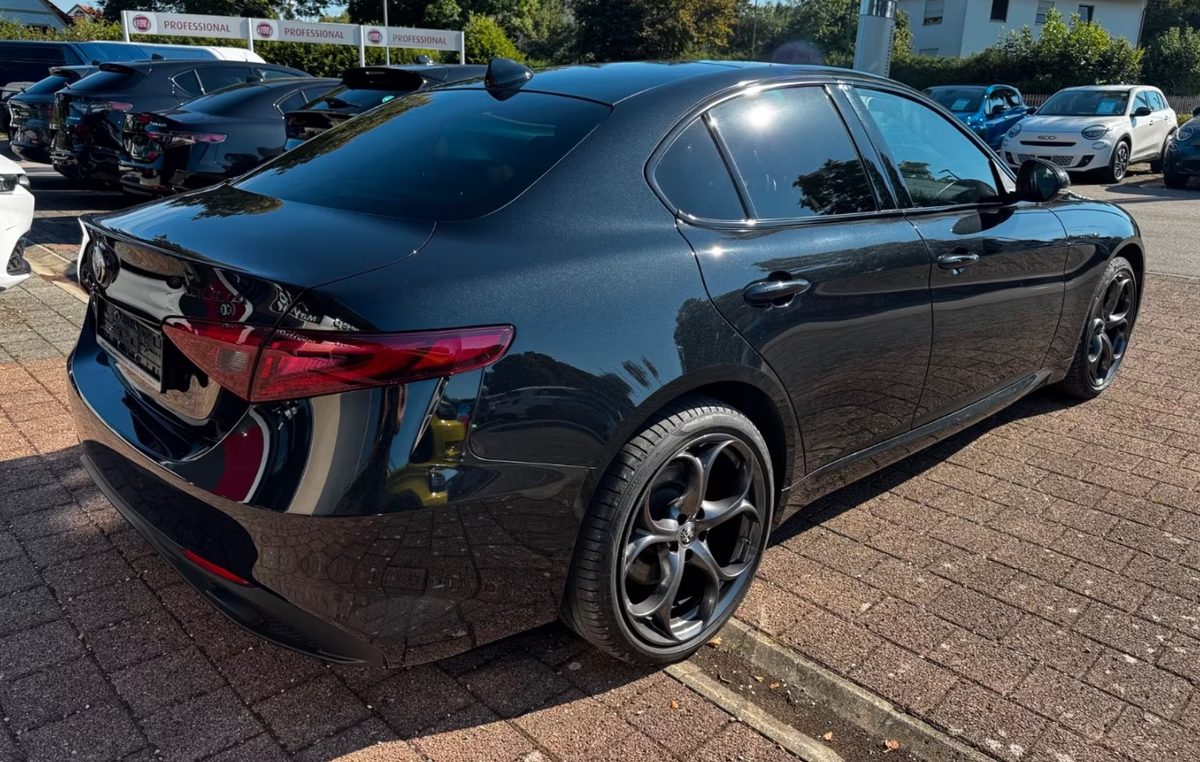 Alfa Romeo Giulia 2.0 TB 280ch Estrema Q4 AT8/Harman-Kardon/Toit ouvrant