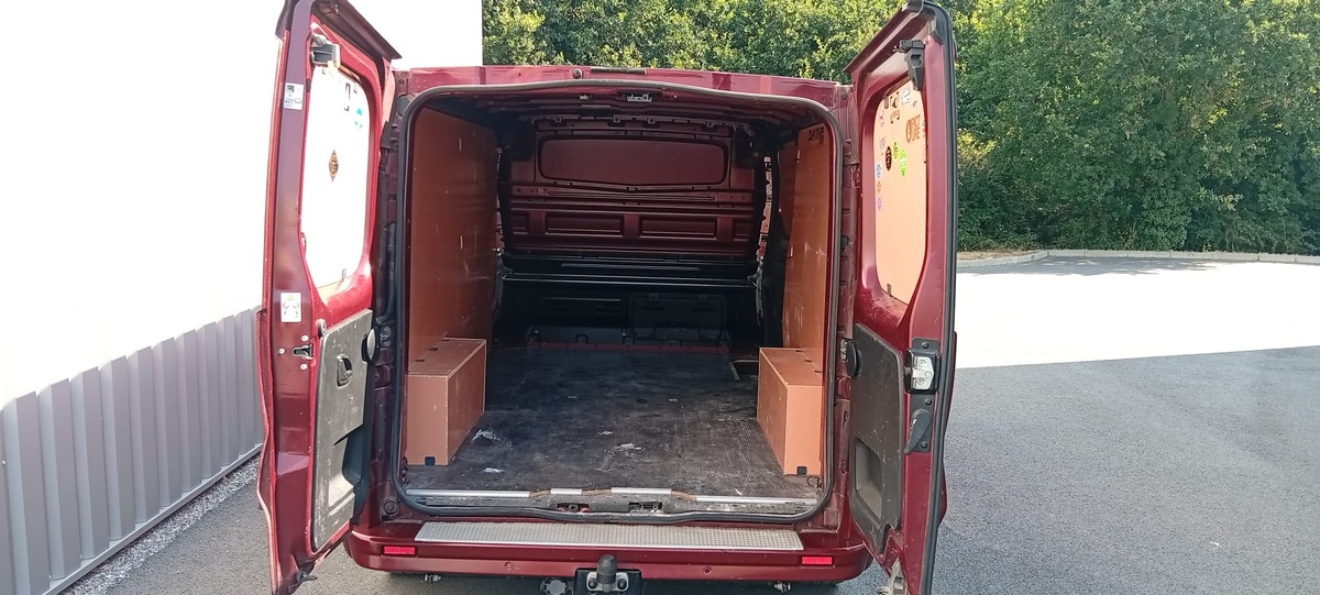 RENAULT TRAFIC RT Trafic Fg L2H1 3T 2.0 Blue dCi 170ch Grand Confort EDC