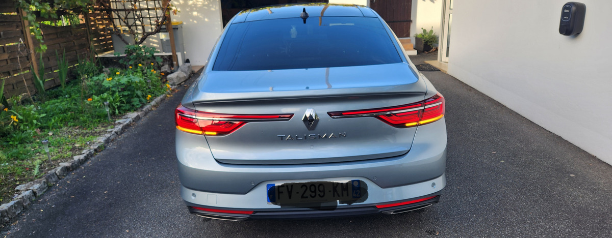 RENAULT Talisman 160 ch | Initiale Paris