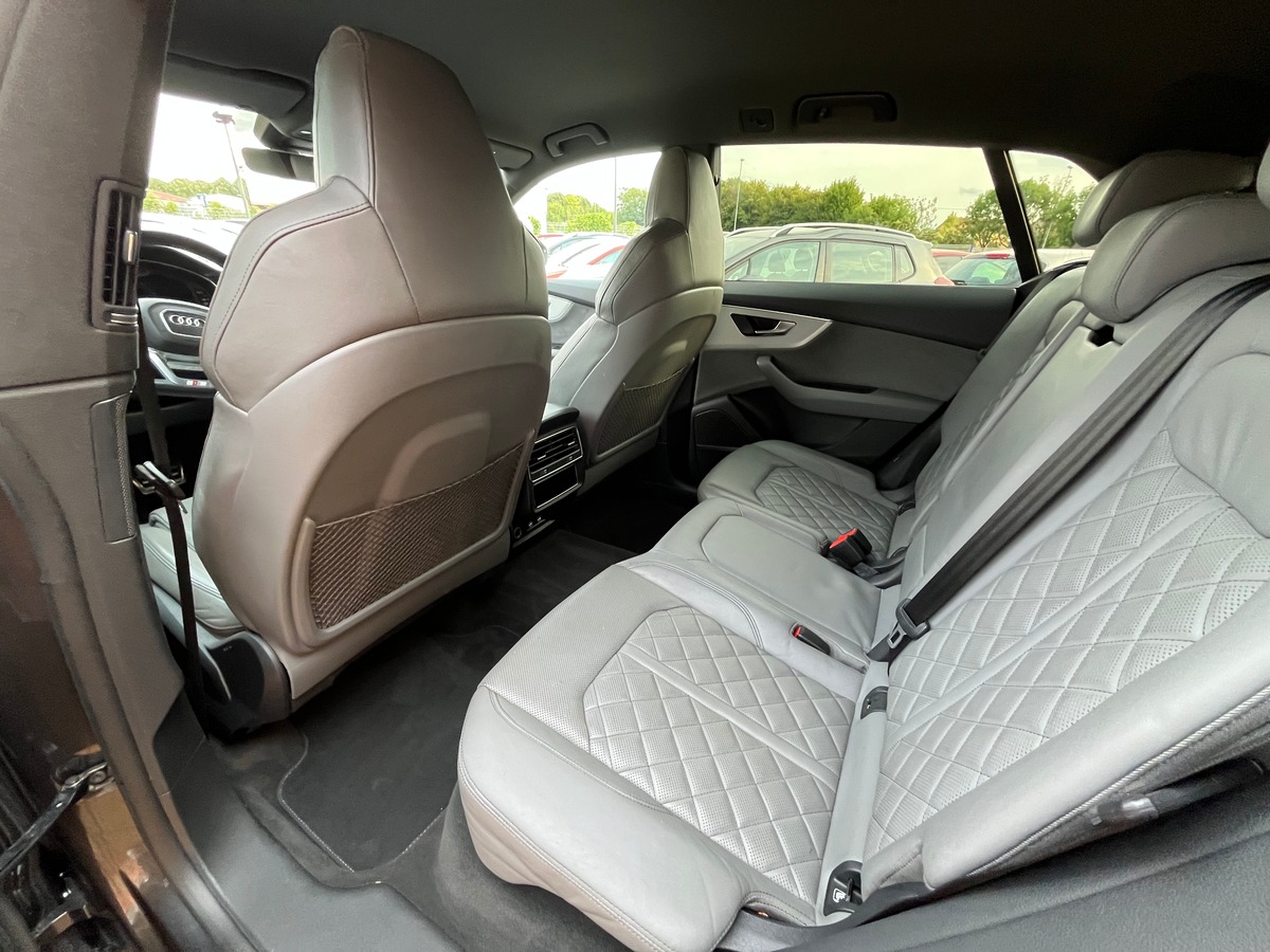 Audi SQ8 4.0 TDI Mild Hybrid Quattro Tiptronic8 435 CH ORIGINE FRANCE