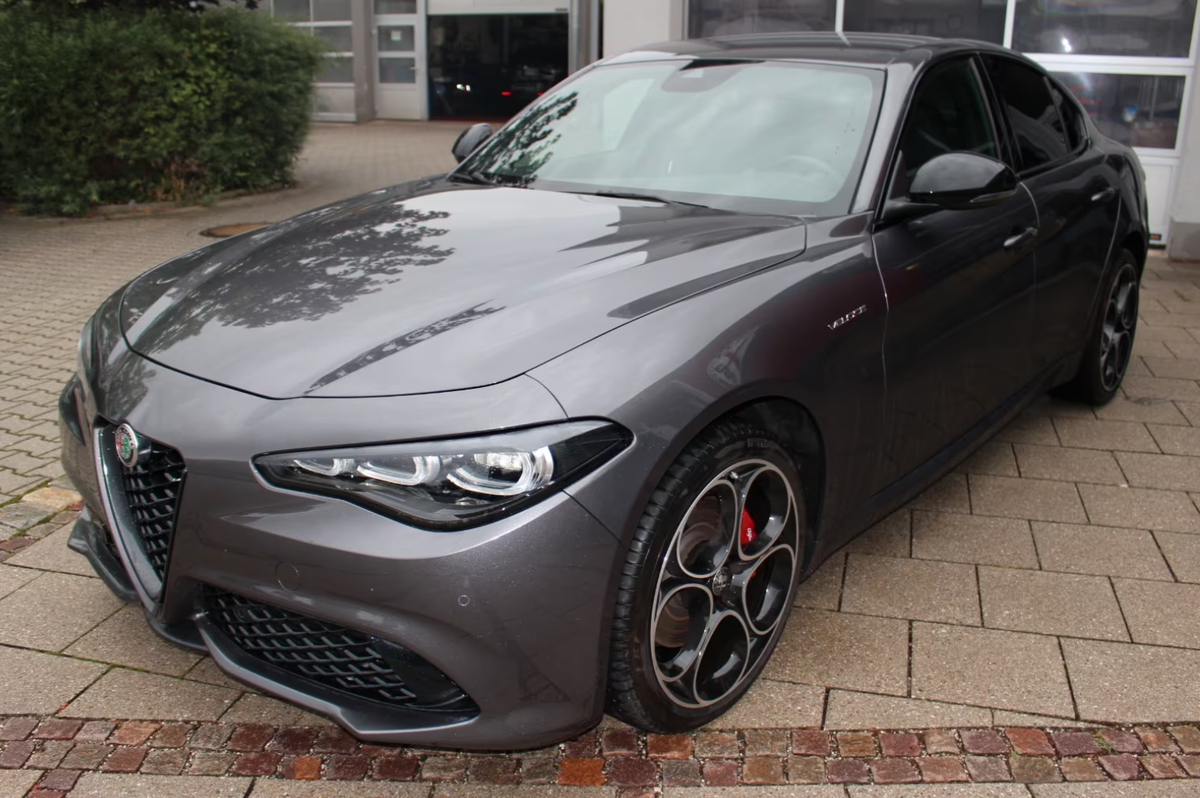 Alfa Romeo Giulia 2.0T 280ch Veloce Q4 AT8 Grise Vésuve