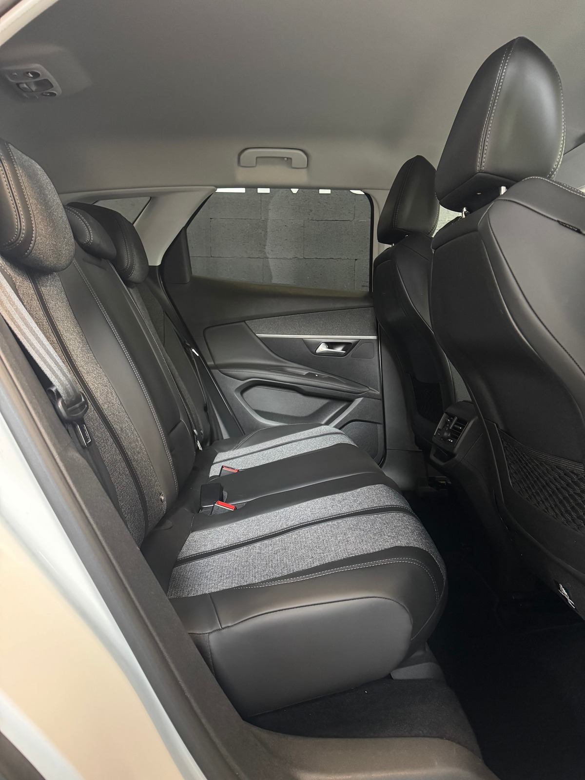 Peugeot 3008 1.5 BLUEHDI 130 BVM6 ALLURE