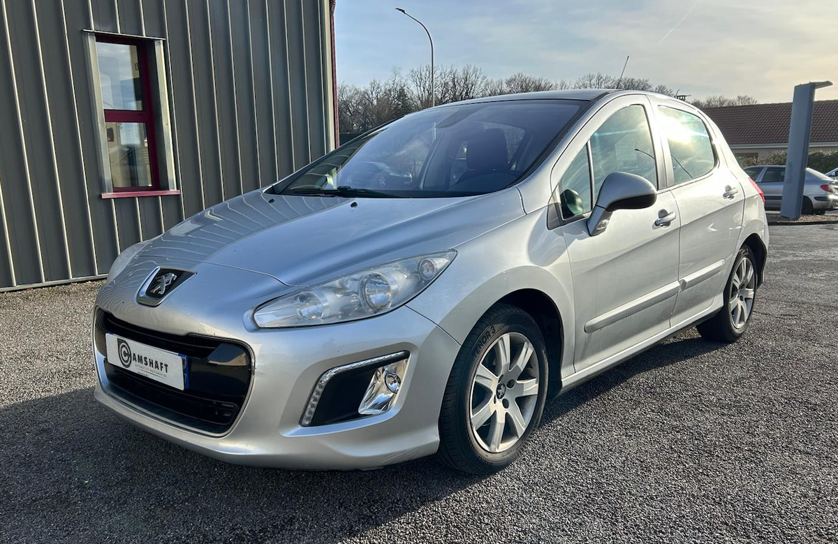 Peugeot 308 eHDI 1.6 (112 ch)