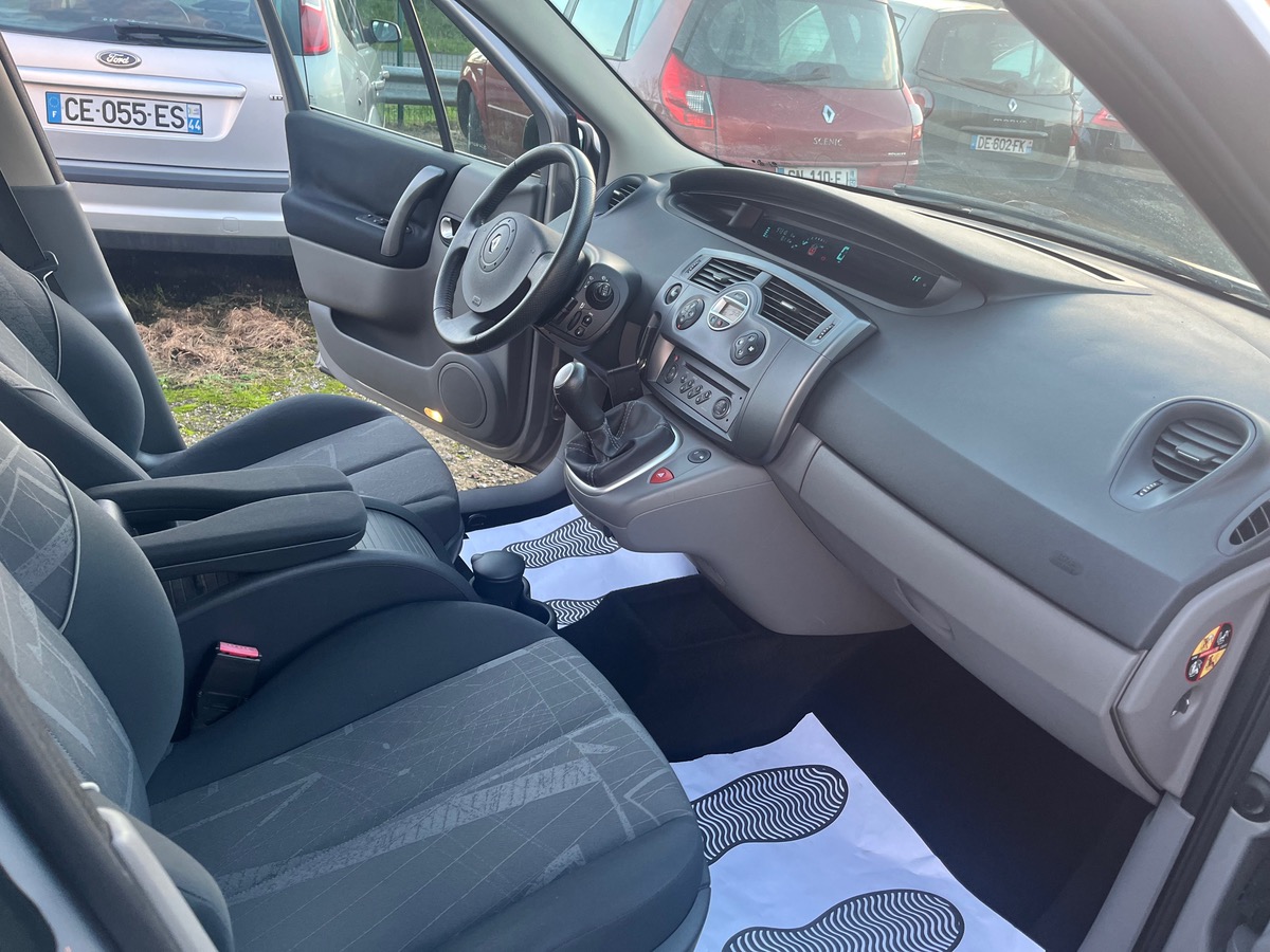 RENAULT Megane 1.6 16v
