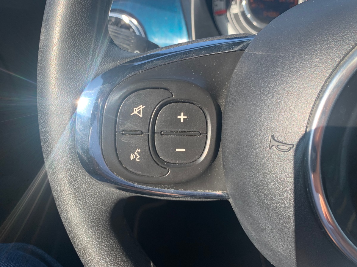Fiat 500 70 chevaux | Lounge | Régulateur de vitesse | Uconnect | Radar de stationnement arrière