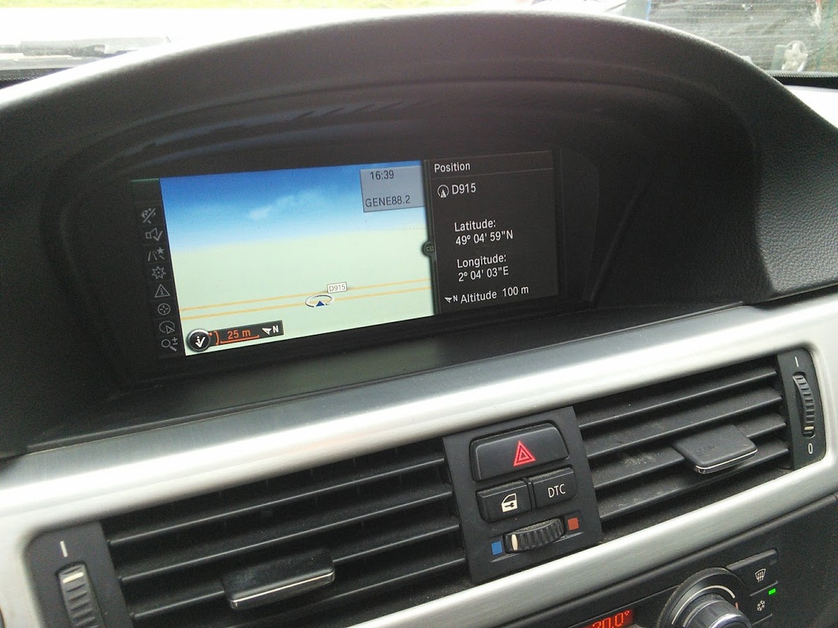 Bmw Série 3 325d 2.0  bva 197 CV sport design Origine française