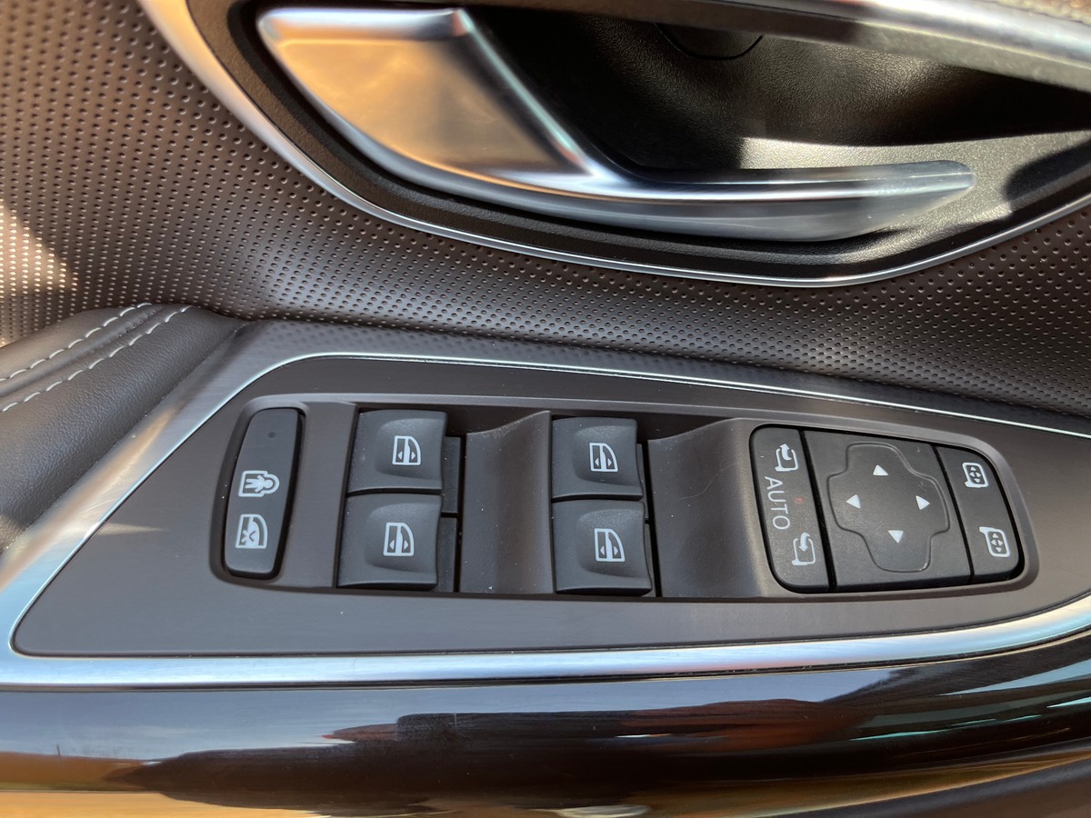 RENAULT Espace V 1.6 dCi EDC6 160 CH INITIALE PARIS