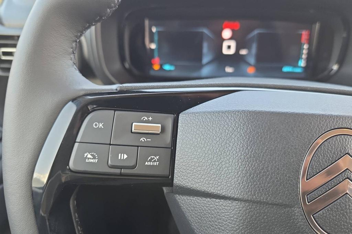 Citroën Berlingo CABINE APPROFONDIE CA M 100 S&S BVM6 | 23100 euros hors taxes | Apple car play