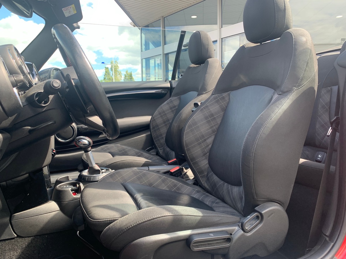 Mini Cabrio 192 chevaux | S | Mode Sport | Siéges chauffants | Régulateur de vitesse | Radar arrière